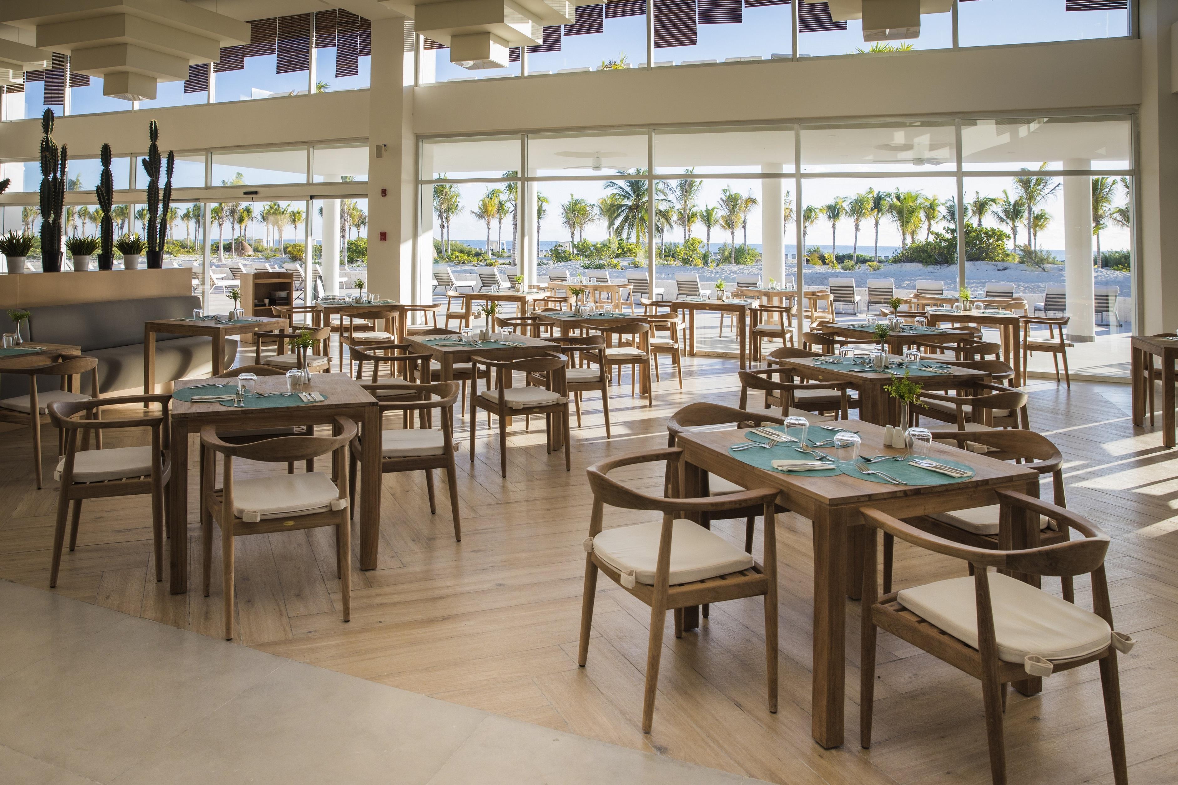 Majestic Elegance Costa Mujeres (Adults Only) Hotel Cancun Exterior photo The restaurant at the hotel
